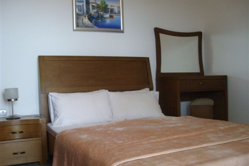 GOLDEN-BAY-PEFKOHORI-VILA-33